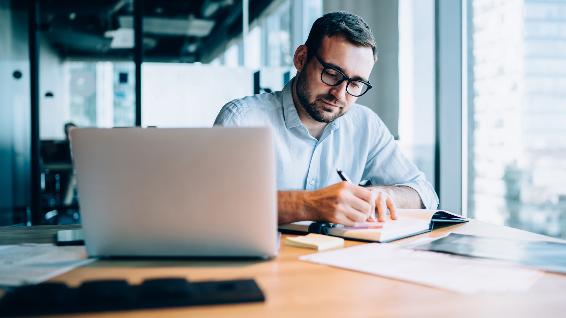 QUERO COMEÇAR A INVESTIR. POR ONDE COMEÇAR?